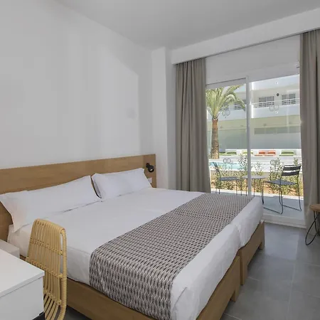 Otel Hm Martinique 4*
