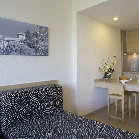 Hm Martinique Otel 4*