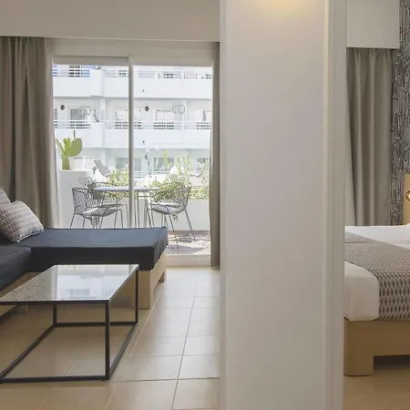 Otel Hm Martinique 4*
